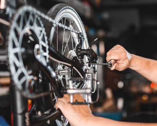 reparación de cadena de bicicleta